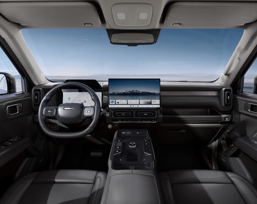 Diseño interior vehículo SUV H7 MAX